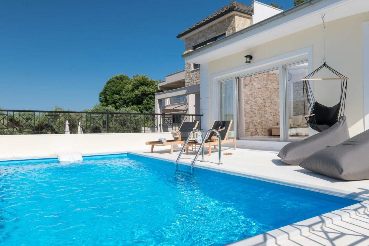 Arsenoi'S Pool Villa 斯卡拉伯塔麦斯 外观 照片